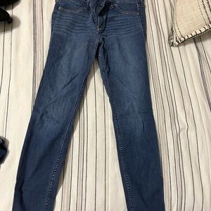 hollister stretchy jeans
